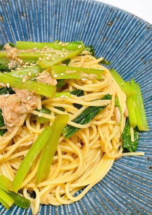 ツナと小松菜のにんにく醤油パスタ-レシピのメイン写真