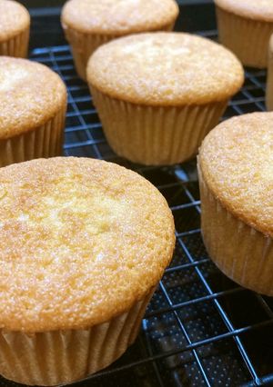 Vanilla Cupcakes-レシピのメイン写真