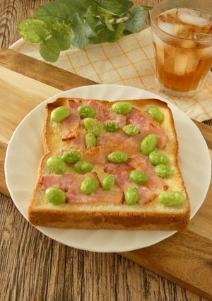 ベーコンと枝豆の冷凍作りおきトースト-レシピのメイン写真