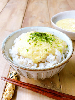 簡単♪長芋のとろろ/コク旨たまご入り-レシピのメイン写真