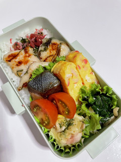胸肉と紫蘇の塩麹焼きと鰤照り焼き弁当-レシピのメイン写真