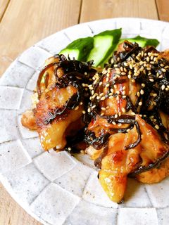 簡単♪鶏もも肉の昆布炒め/昆布の佃煮料理-レシピのメイン写真