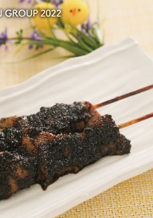 インパクト大!黒ごま香る焼き鳥-レシピのメイン写真