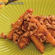 ナッツが絡んだカリッとチキン