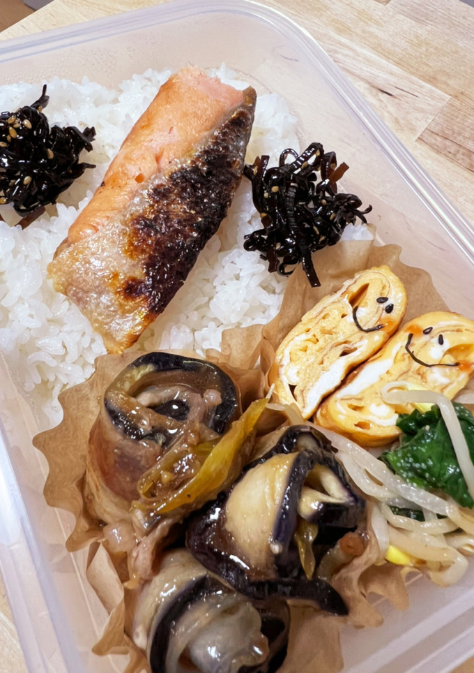 豚ばらとナスのくるくる巻き☆シャケ弁当-レシピのメイン写真