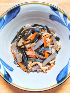 豚バラ肉と昆布と油揚げの細切り醤油炒め-レシピのメイン写真