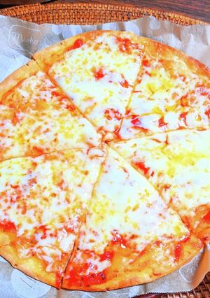 プレーンピザ-レシピのメイン写真