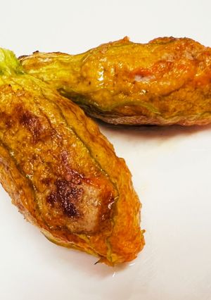 花ズッキーニの肉詰め-レシピのメイン写真