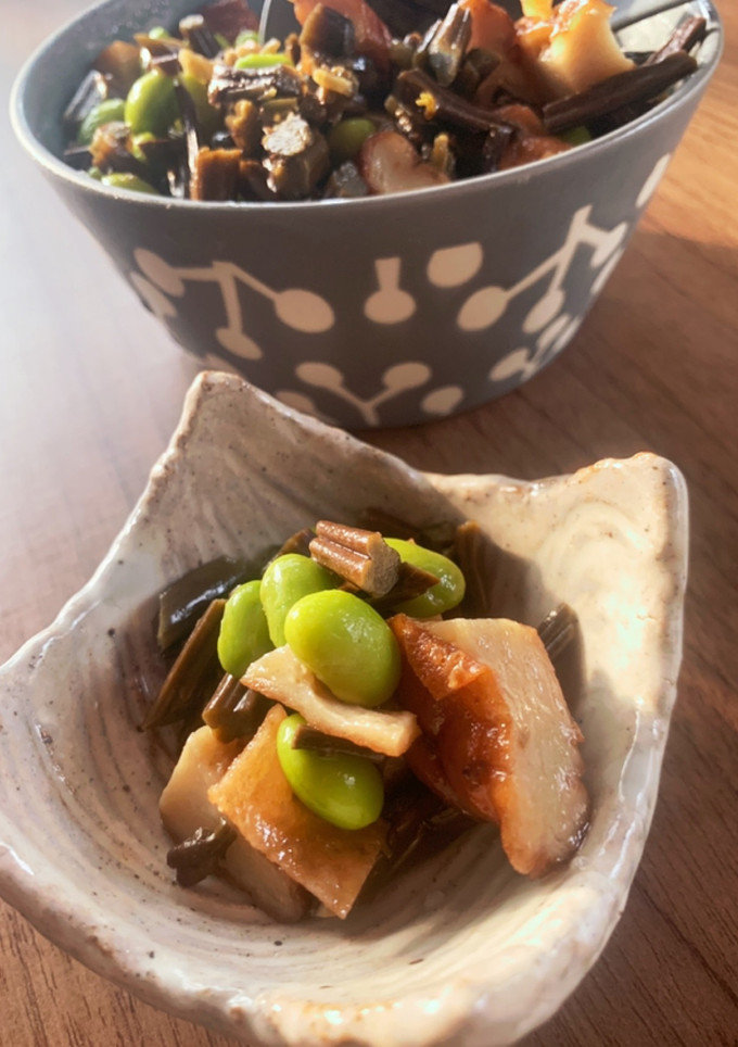 わらびとさつま揚げと枝豆の煮物-レシピのメイン写真