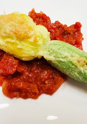 花ズッキーニの天ぷらアンチョビチーズ入り-レシピのメイン写真