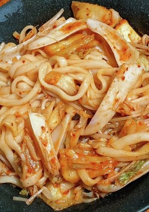 ヤゲン軟骨のキムチうどん 268kcal-レシピのメイン写真