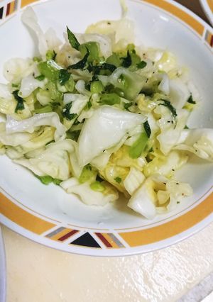 簡単】きゃべつと大根の葉っぱの塩揉み-レシピのメイン写真