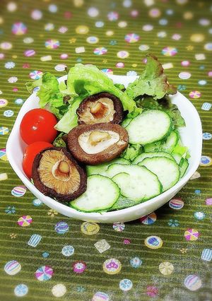 サラダに焼きしいたけを～♪-レシピのメイン写真