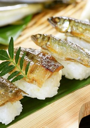 甘露煮で作るアユ寿司【食遺産】-レシピのメイン写真