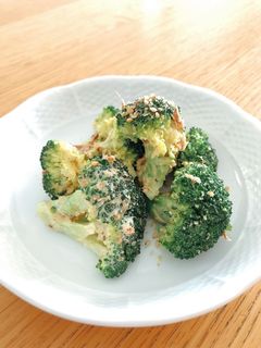 ブロッコリーのおかかマヨ和え-レシピのメイン写真