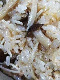 176 ツナときのこの炊き込みご飯-レシピのメイン写真
