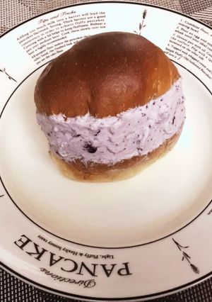 栄養満点☆ナツハゼジャムのマリトッツォ-レシピのメイン写真