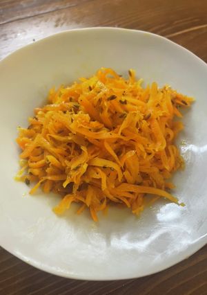 スパイシーにんじんしりしり-レシピのメイン写真
