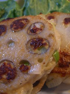 鶏ひき肉のれんこんはさみ焼き-レシピのメイン写真