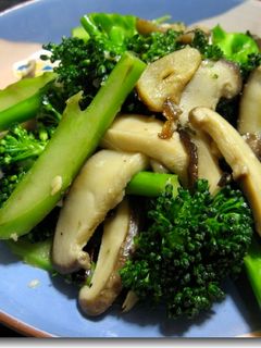 塩麹さんでブロッコリーのペペロン風-レシピのメイン写真