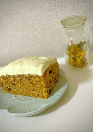 ずっしり重めのキャロットケーキ♪-レシピのメイン写真