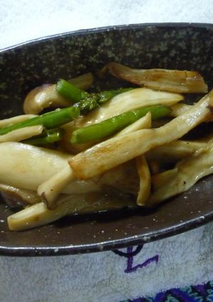 エリンギとアスパラのバター炒め-レシピのメイン写真