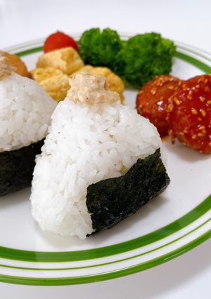 ツナマヨおにぎり-レシピのメイン写真