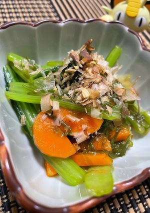 【簡単副菜】小松菜とめかぶの和え物-レシピのメイン写真