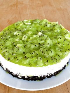 爽やかなキウイとオレオのレアチーズケーキ-レシピのメイン写真