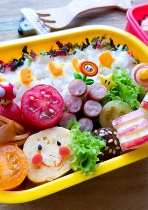 お弁当にハムのお花-レシピのメイン写真