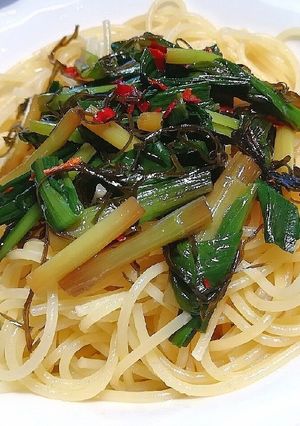 行者ニンニクの醤油漬けパスタ-レシピのメイン写真