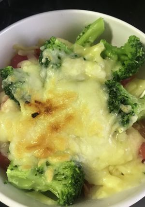 トマトとブロッコリーのチーズ焼き-レシピのメイン写真