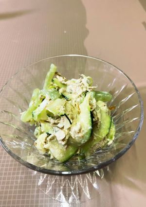 ズッキーニと刺身蒟蒻のサバマヨ和え-レシピのメイン写真