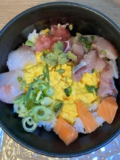 うに丼風海鮮丼-レシピのメイン写真
