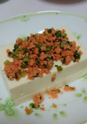 簡単！美味♪豆腐（冷奴）に鮭ごまネギだれ-レシピのメイン写真