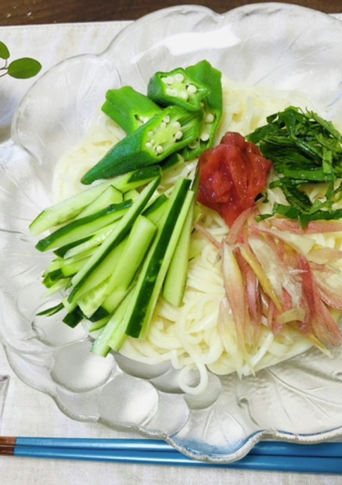 夏野菜と梅のさっぱり冷麦♬-レシピのメイン写真