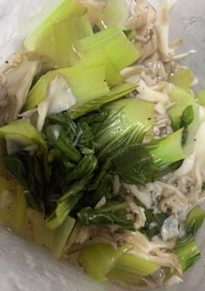 チンゲン菜と舞茸の酢の物-レシピのメイン写真