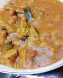 グリーンカレーペーストとジャワカレーです