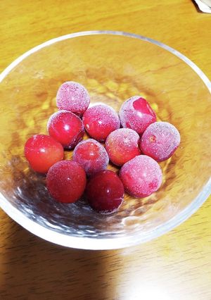 さくらんぼを凍らせたら激ウマ-レシピのメイン写真