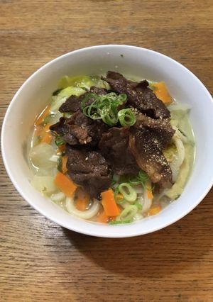 へたくそパパ→高校男子夕飯 牛焼肉うどん-レシピのメイン写真