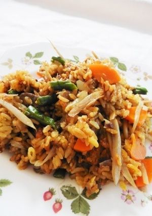 牛肉とごぼうの味噌炊き込みおこわ-レシピのメイン写真