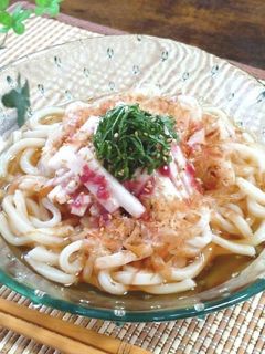 ◆さっぱりシャキッ♪梅山芋ぶっかけうどん-レシピのメイン写真