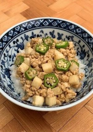 【学生】長いもとオクラの星空丼-レシピのメイン写真