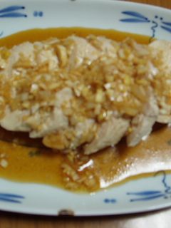 ジューシー茹で鶏の中華風たれ(油淋鶏風)-レシピのメイン写真