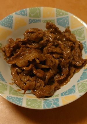 牛コマを醤油と生姜とにんにくで煮たやつ-レシピのメイン写真