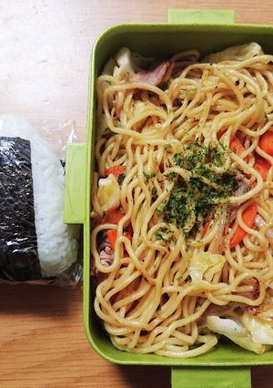 R4/6/29 塩焼きそば弁当-レシピのメイン写真