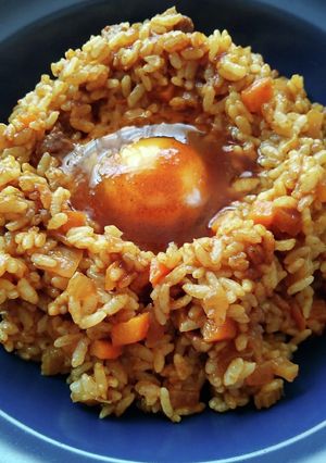 カレーめし＊生卵をのせて自由軒カレー風-レシピのメイン写真