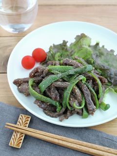 牛肉とピーマンの黒こしょう炒め-レシピのメイン写真