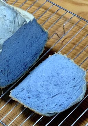 青い食パン HBで簡単ハーブパン-レシピのメイン写真