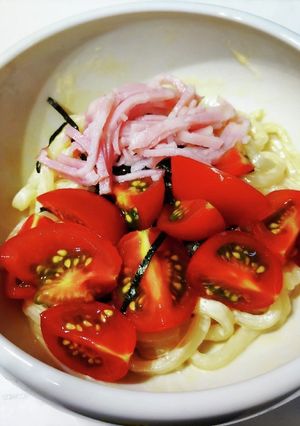 子ども向けトマトのサラダうどん-レシピのメイン写真
